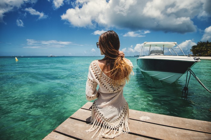 Hire a yacht charter for the most glamourous trip abroad